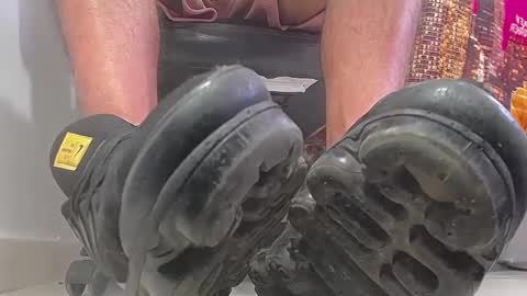 Snapshot of sir_kev66 chatting on 01.30.25 only foot worshipers here online show from 01.30.25