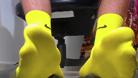 Snapshot of sir_kev66 chatting on 02.08.25 only foot worshipers here online show from 02.08.25