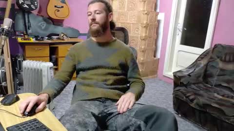 I am The Fourth and only Sir. Pelo online show from 09.29.25