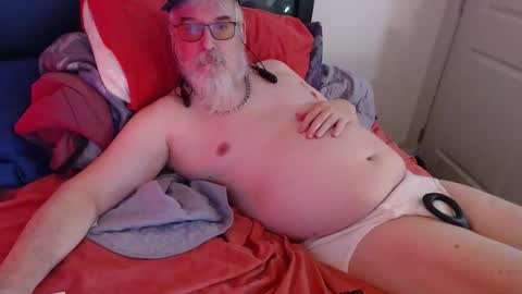 Snapshot of sirbeercan chatting on 02.13.26 sir beer can the friendly hermit online show from 02.13.26