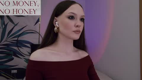 Snapshot of sirenaswhisper chatting on 05.29.26 Goddess Sirena online show from 05.29.26