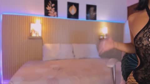 Sirenita online show from 11.15.25