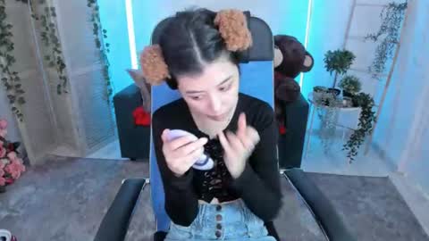 Snapshot of sirenmystique chatting on 07.15.26 Si online show from 07.15.26