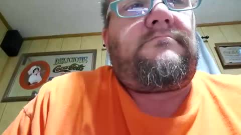 Snapshot of sirhams chatting on 02.19.25 sirhams online show from 02.19.25