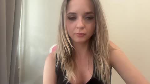 Sisi Bunny online show from 06.22.26