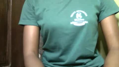 sisih567089 online show from 11.18.25