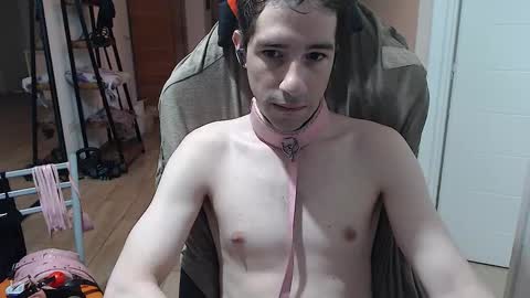 Snapshot of sissy_slave95 chatting on 01.07.25 sissy slave online show from 01.07.25