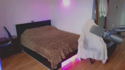 Snapshot of sissyashleigh chatting on 03.16.26 Ashleigh Mak online show from 03.16.26