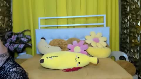 Snapshot of sissyserve_sonya chatting on 02.27.26 sissyserve_sonya online show from 02.27.26