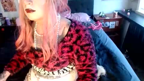 sissyslutliana69 online show from 03.17.26