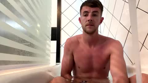 sixpackmac1 online show from 11.20.25