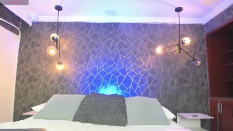 Snapshot of skailyn_angels chatting on 11.24.25 SKAILYN ANGELS online show from 11.24.25