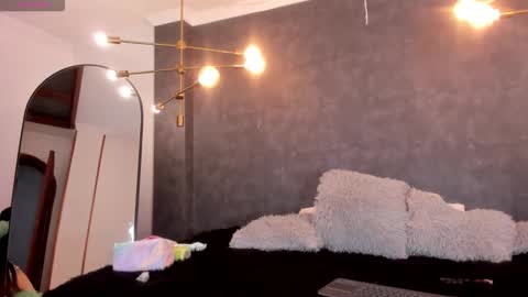 SKAILYN ANGELS online show from 02.25.26