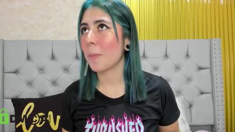 Snapshot of skarlet04 chatting on 11.20.25 Skarlet online show from 11.20.25