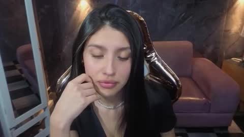 Snapshot of skarleth_b_ chatting on 01.07.26 skarleth online show from 01.07.26