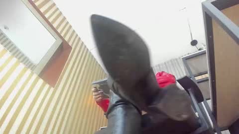 skarlettbarnes online show from 03.26.26