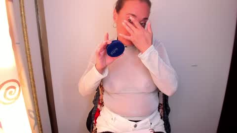 TINNA online show from 01.09.25