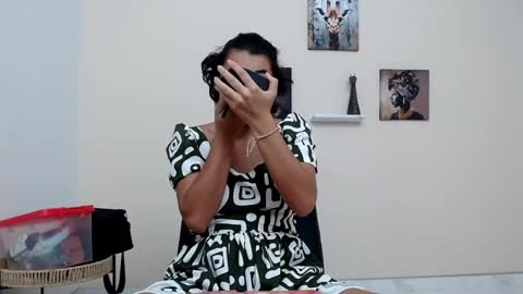 Snapshot of skinny18sexy chatting on 04.26.26 skinny online show from 04.26.26