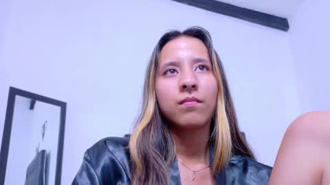 Snapshot of skinny_hottie18 chatting on 02.07.25 skinny_hottie18 online show from 02.07.25