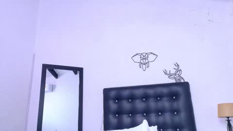 Snapshot of skinny_hottie18 chatting on 03.07.25 skinny_hottie18 online show from 03.07.25