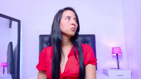 Snapshot of skinny_hottie18 chatting on 09.14.25 skinny_hottie18 online show from 09.14.25