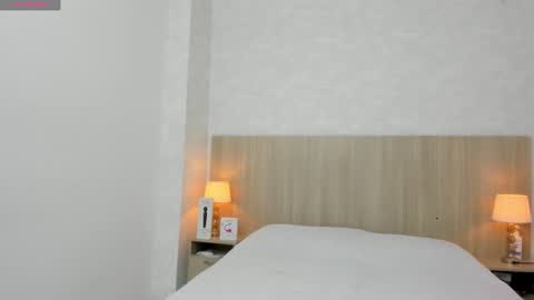 Snapshot of skinny_lilly chatting on 10.12.25 lilly online show from 10.12.25