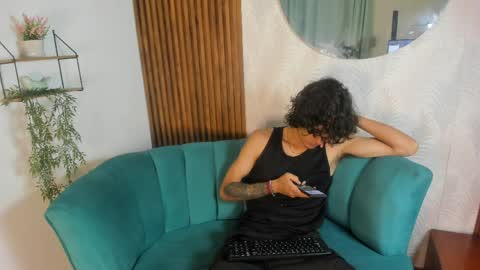 Snapshot of skinny_mac_ chatting on 03.20.26 Mac online show from 03.20.26