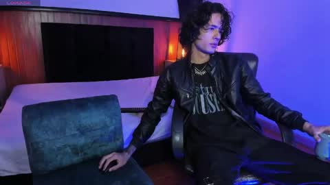 Snapshot of skinny_mac_ chatting on 04.17.26 Mac online show from 04.17.26
