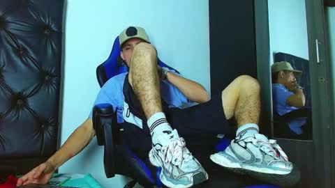 skinny marked online show from 01.12.25