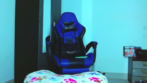 skinny marked online show from 02.06.25