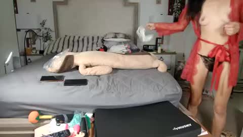 skinnyasianmilf online show from 07.13.26