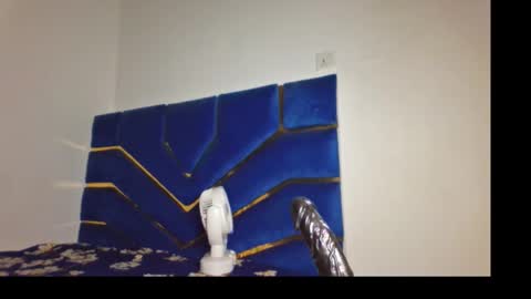 skinnyasssexyboobs online show from 02.19.26