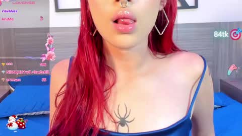 Snapshot of skinnyfoxyy chatting on 01.03.25 Foxy online show from 01.03.25