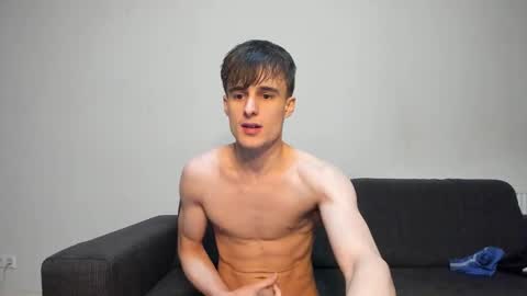 skinnyguywithbigd online show from 12.25.24