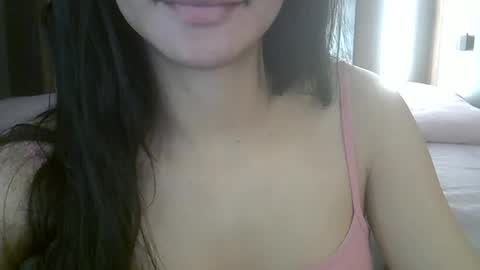 Snapshot of skinnykittencam chatting on 05.16.26 skinnykittencam online show from 05.16.26