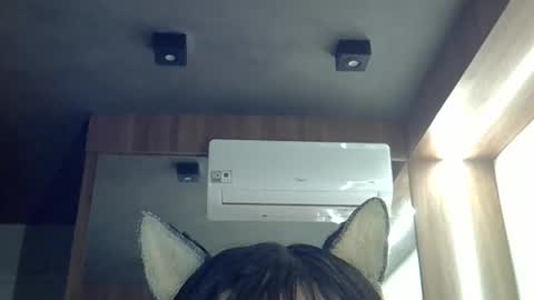 Snapshot of skinnykittencam chatting on 05.18.26 skinnykittencam online show from 05.18.26