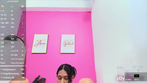 Snapshot of skinnyneighbour_ chatting on 01.09.25 Karla online show from 01.09.25