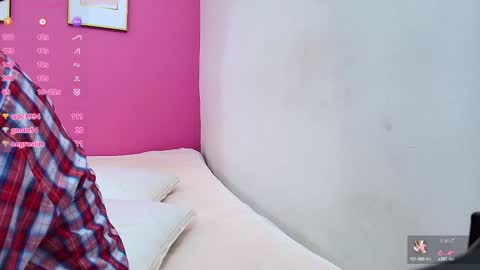 Snapshot of skinnyneighbour_ chatting on 01.23.25 Karla online show from 01.23.25