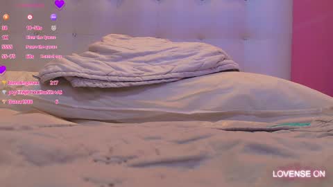 Snapshot of skinnyneighbour_ chatting on 02.07.25 Karla online show from 02.07.25