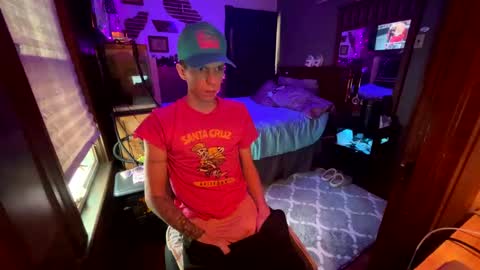 Snapshot of skittles933 chatting on 01.08.25 Skittles online show from 01.08.25