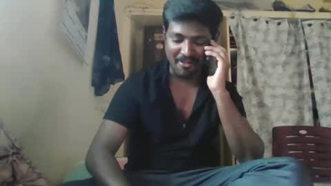 Snapshot of sklavepappu143 chatting on 03.02.26 Indianslut1431 online show from 03.02.26