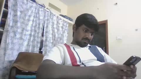 Snapshot of sklavepappu143 chatting on 03.19.26 Indianslut1431 online show from 03.19.26