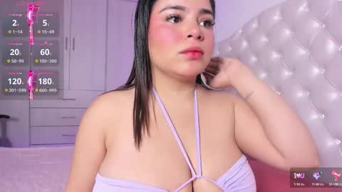 Snapshot of sky___blue chatting on 10.08.25 Sky Independent model WISH LIST online show from 10.08.25