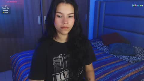 Snapshot of sky_lover_ chatting on 02.23.25 Sky online show from 02.23.25