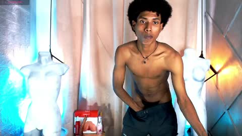 Snapshot of sky_walkerss chatting on 03.28.26 sky_walkerss online show from 03.28.26