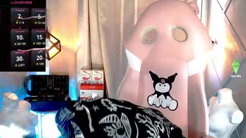 Snapshot of sky_walkerss chatting on 04.03.26 sky_walkerss online show from 04.03.26