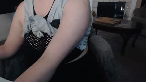 SKYLE   online show from 09.26.25