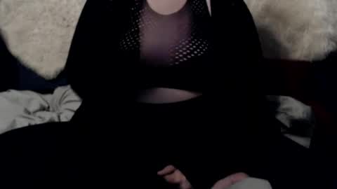 Snapshot of skyblu1 chatting on 07.29.26 SKYLE online show from 07.29.26