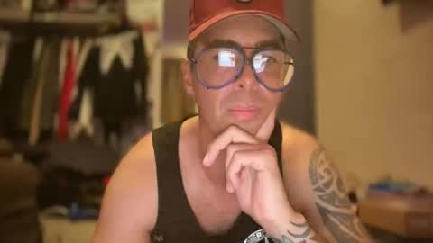 Snapshot of skyfly333 chatting on 02.22.26 IAN HARD online show from 02.22.26