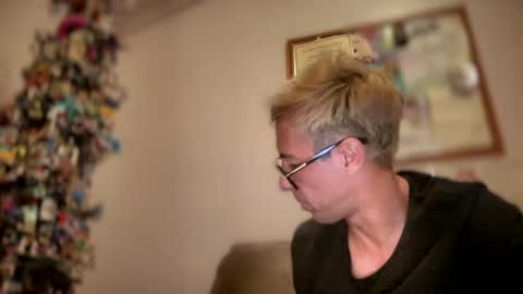 IAN HARD online show from 03.31.26